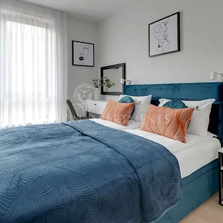 Apartment Scala 60h Center Premium With Parking By Lion