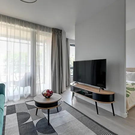 Scala 60h Center Premium With Parking By Lion * Gdaňsk